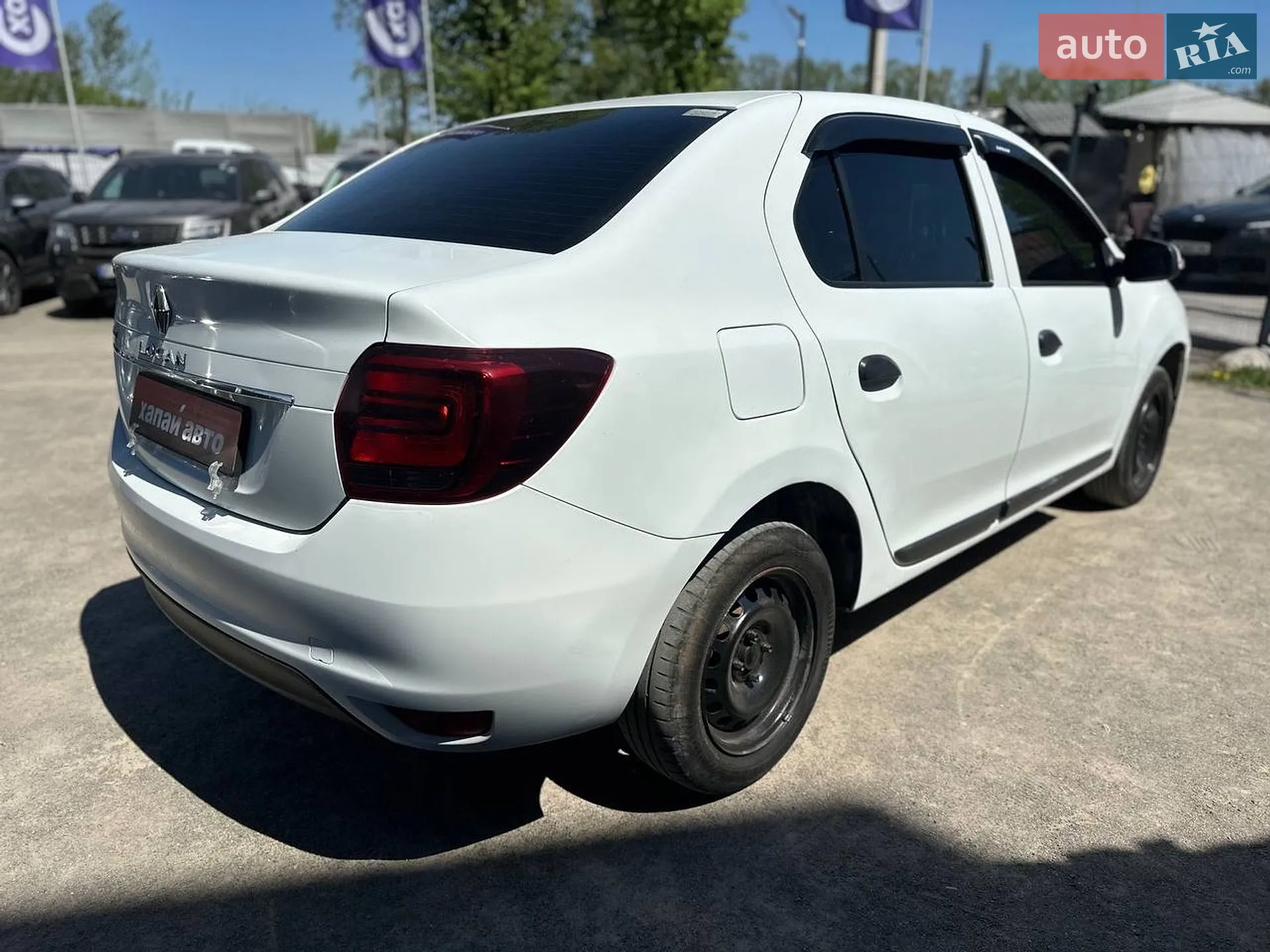 2017 Renault Logan - мініатюра 5