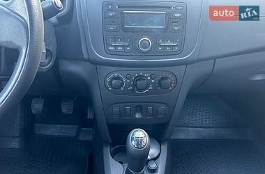 Седан Renault Logan 2014 в Чернигове