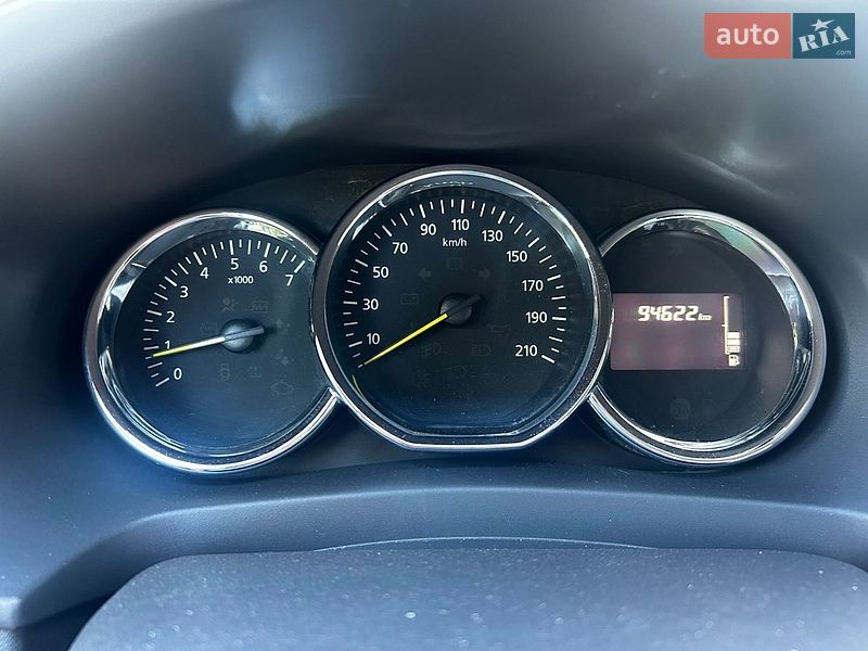 Седан Renault Logan 2014 в Чернигове