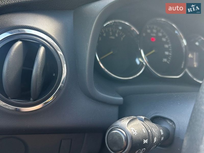 Седан Renault Logan 2014 в Чернигове
