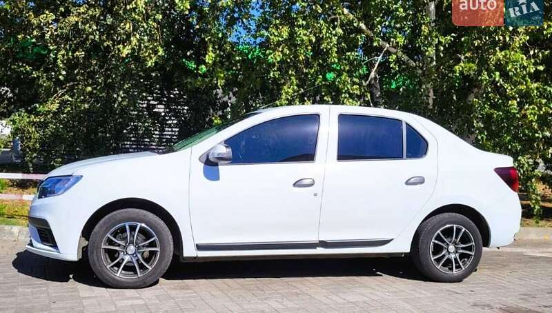 Седан Renault Logan 2019 в Днепре