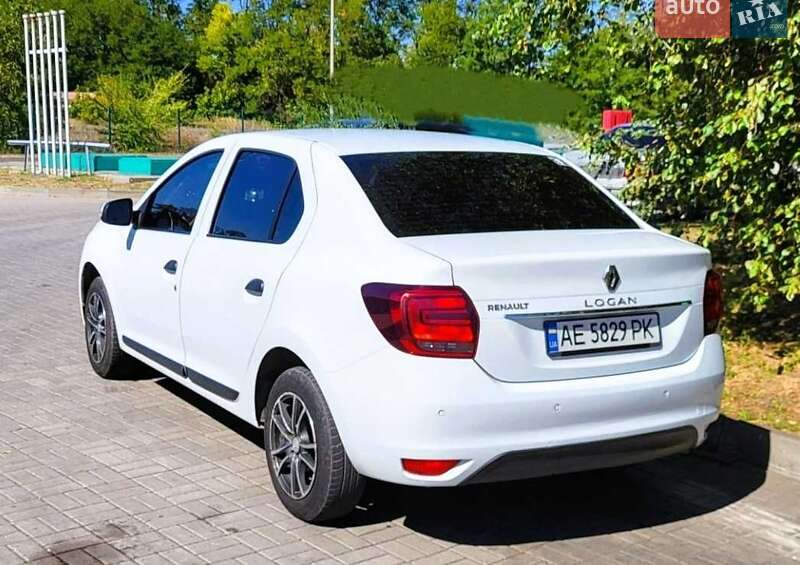 Седан Renault Logan 2019 в Днепре