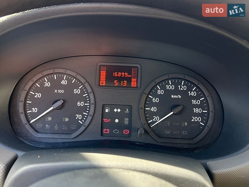 Седан Renault Logan 2009 в Львові