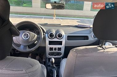 Седан Renault Logan 2012 в Харкові