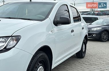 Седан Renault Logan 2014 в Черновцах