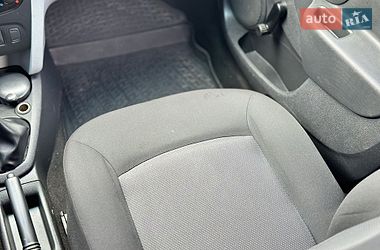 Седан Renault Logan 2014 в Черновцах