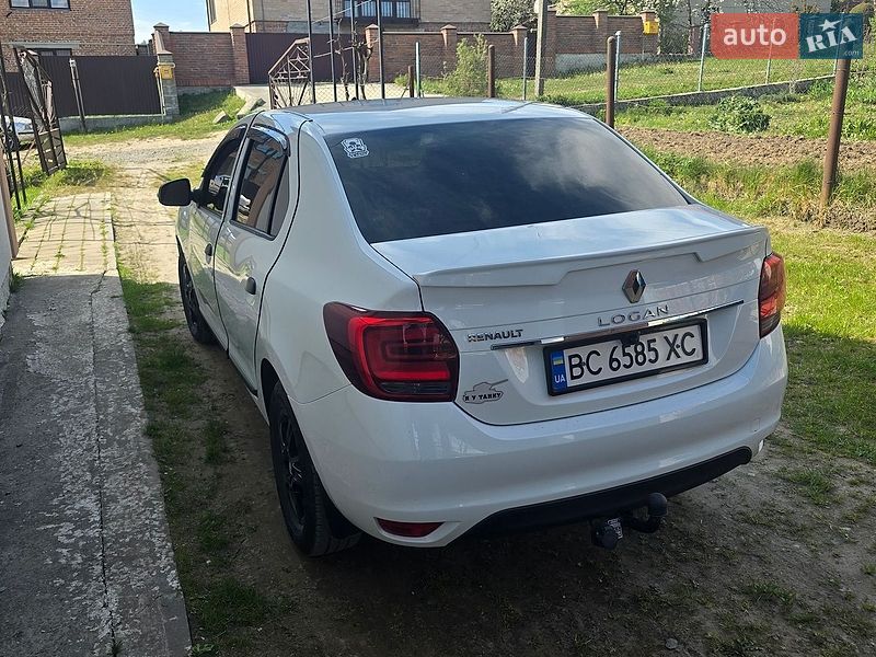 Седан Renault Logan 2020 в Бібрці