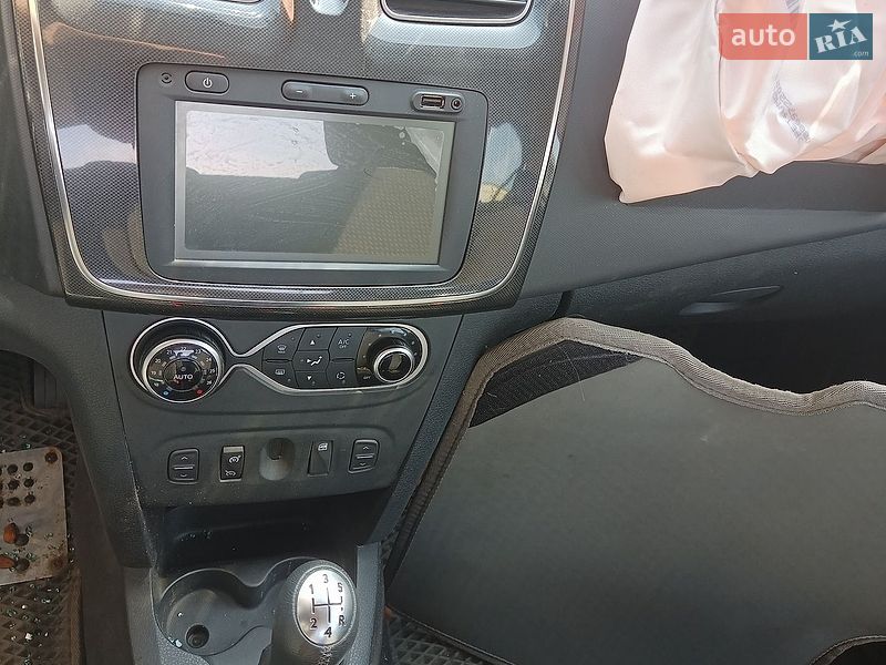 Седан Renault Logan 2020 в Кам'янському