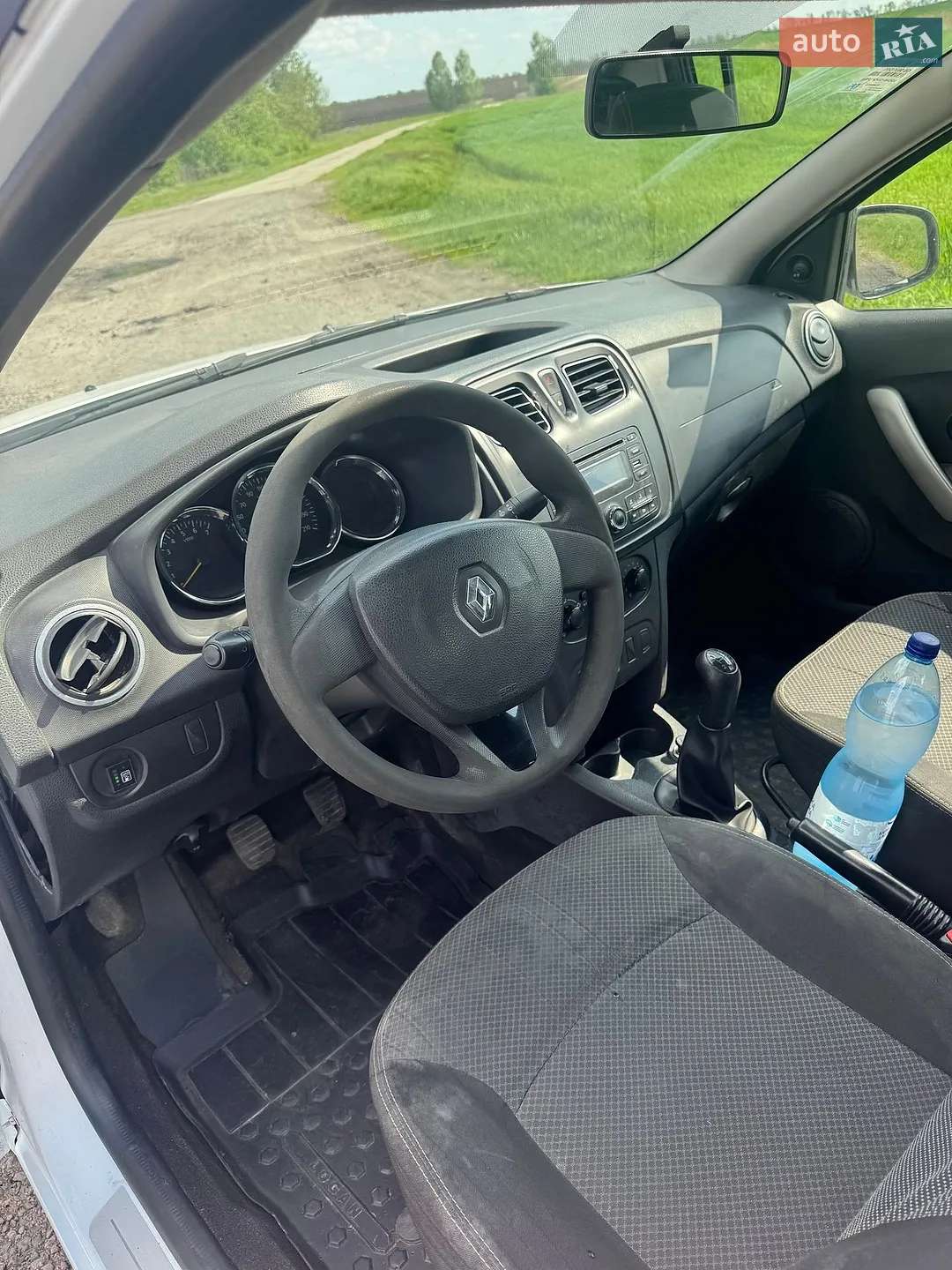 2016 Renault Logan - мініатюра 11