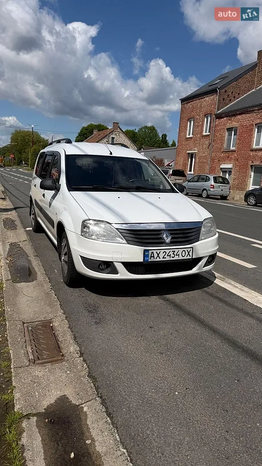 2011 Renault Logan - мініатюра 8