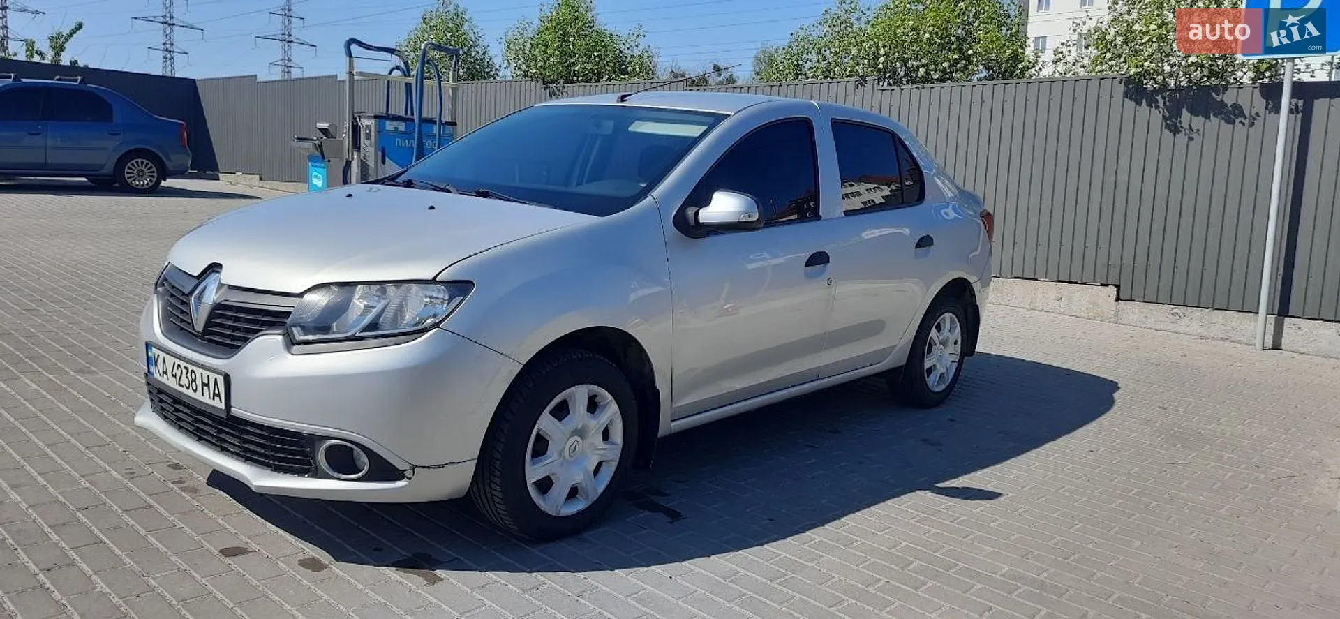 2014 Renault Logan - мініатюра 2