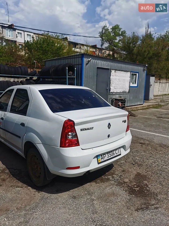 2013 Renault Logan - мініатюра 10