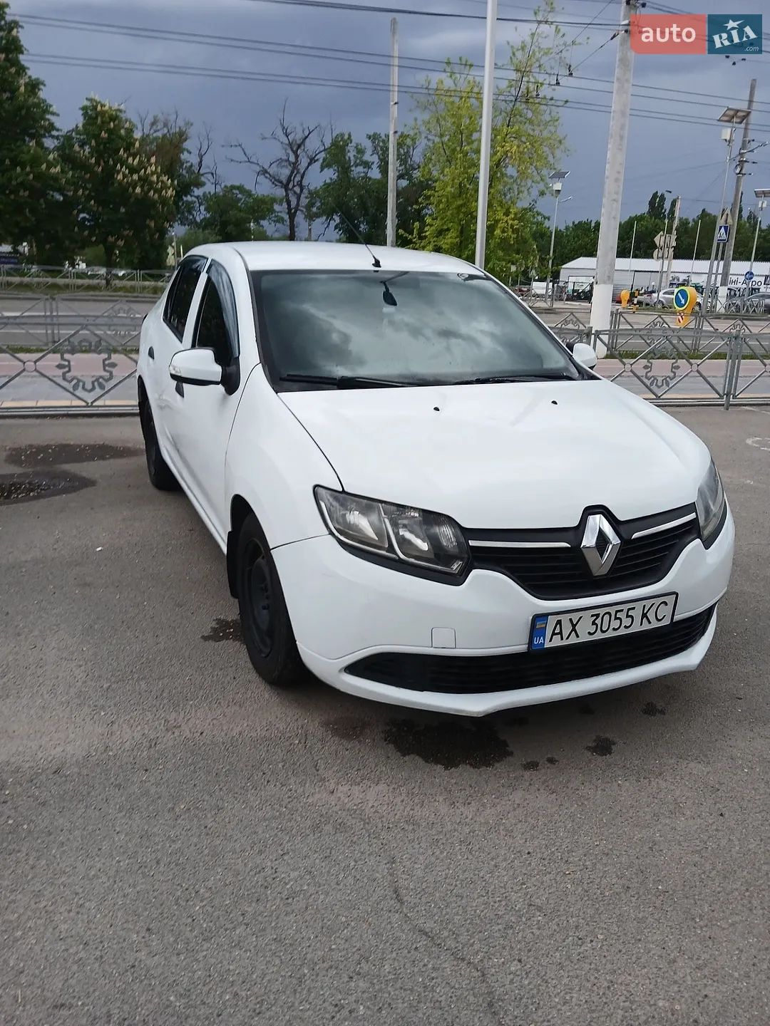 2013 Renault Logan - мініатюра 2