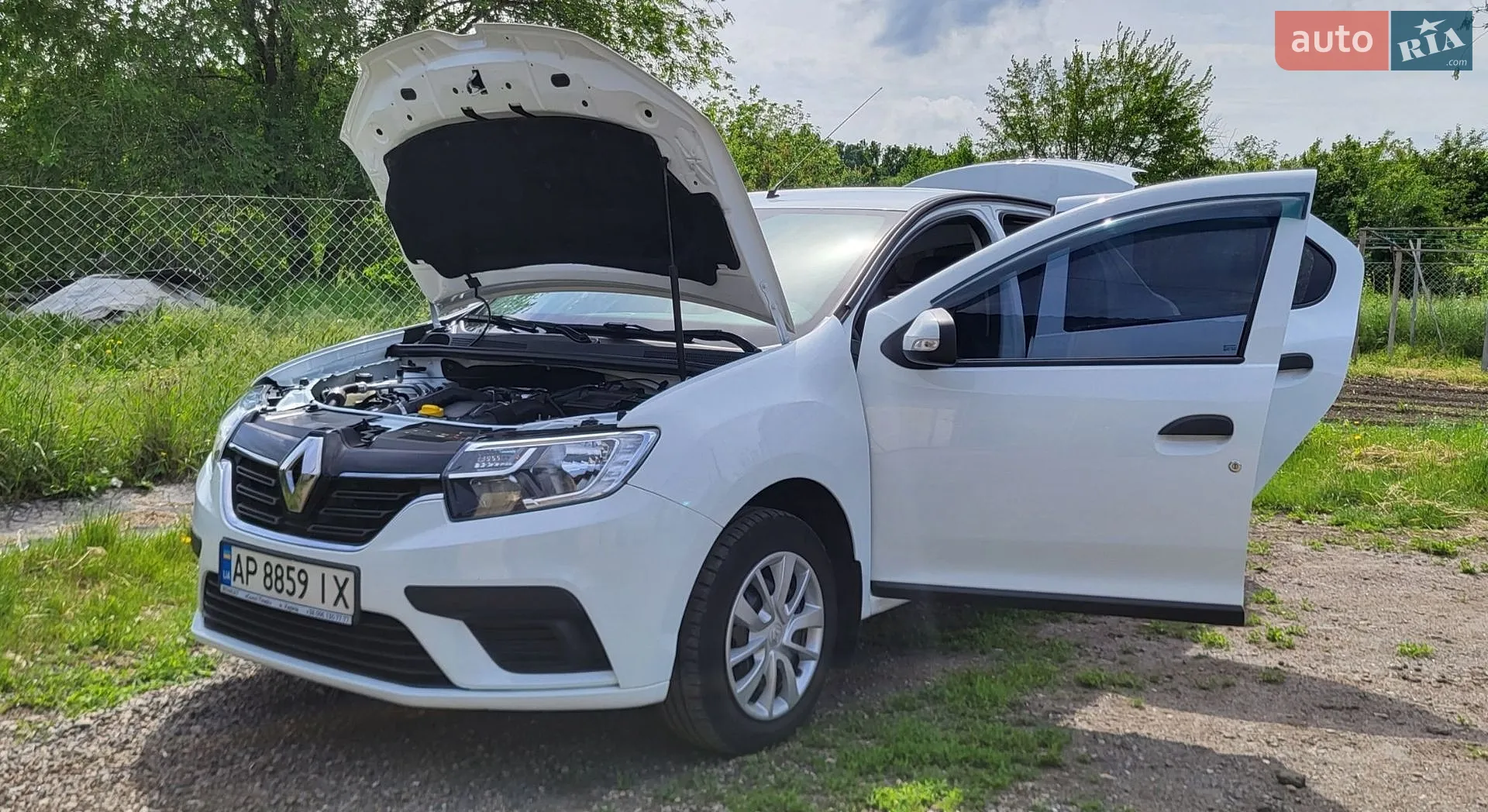 2020 Renault Logan - мініатюра 3