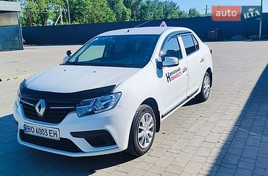 Седан Renault Logan 2018 в Козове