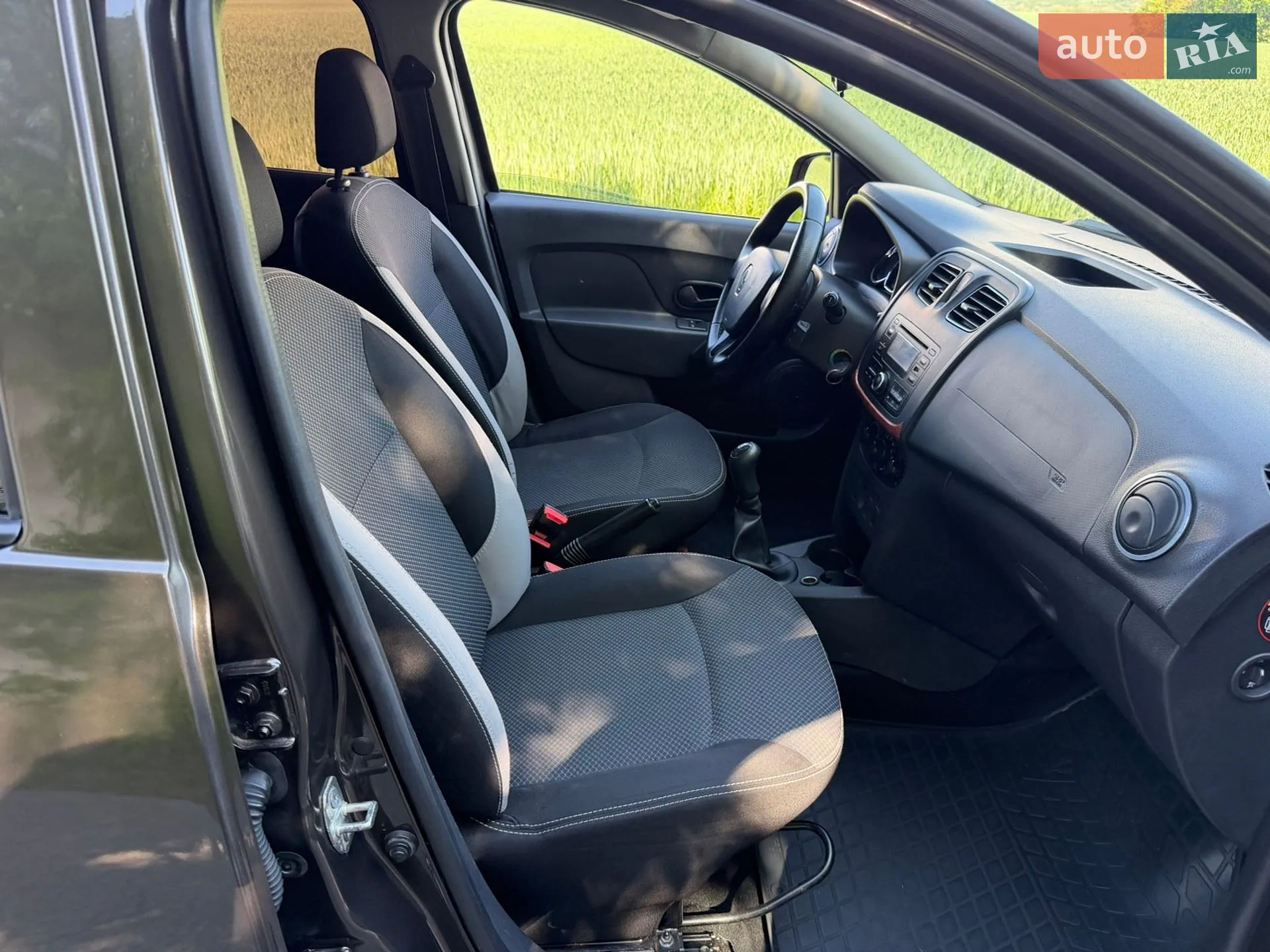 2016 Renault Logan - мініатюра 5