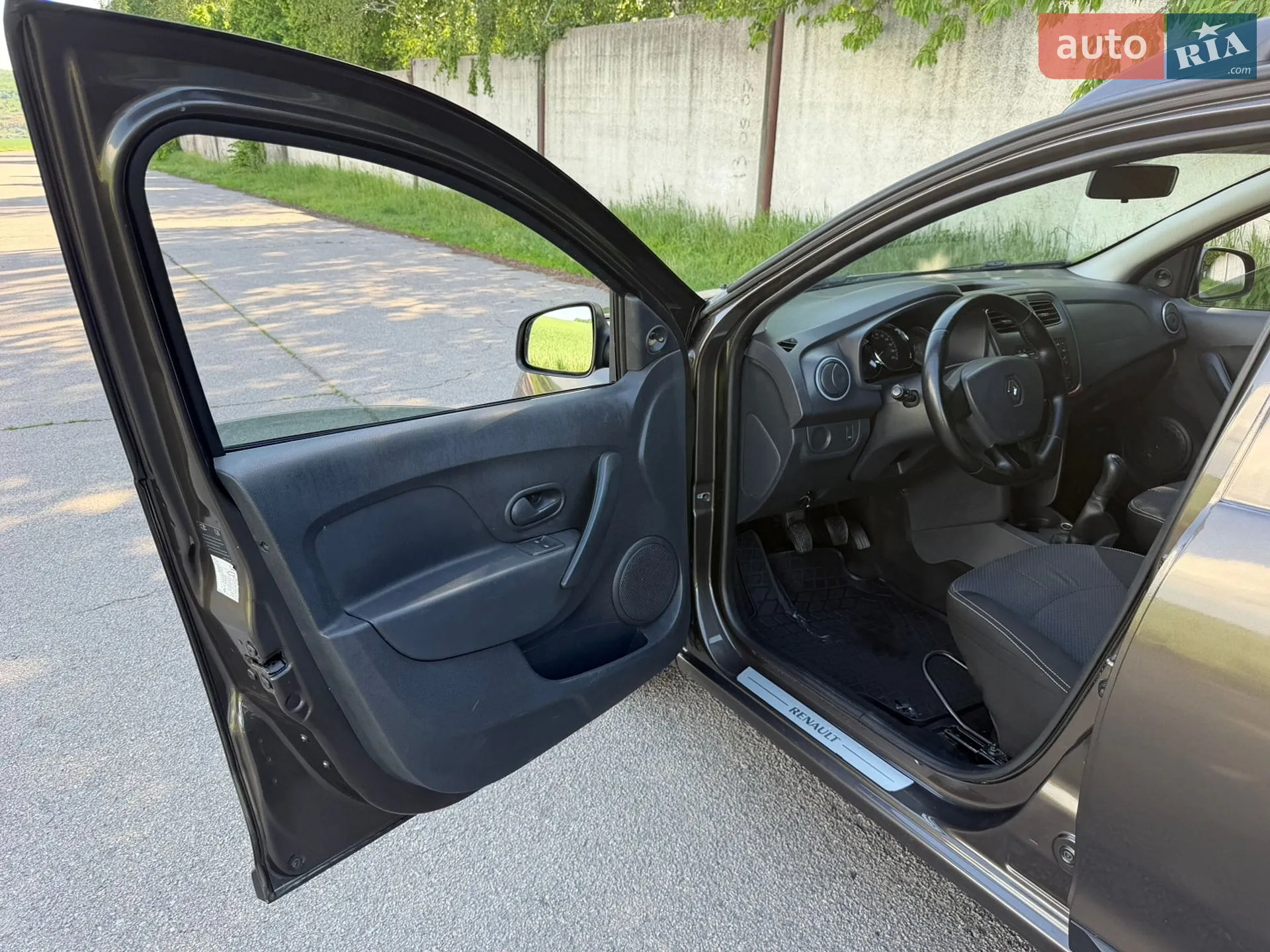 2016 Renault Logan - мініатюра 14