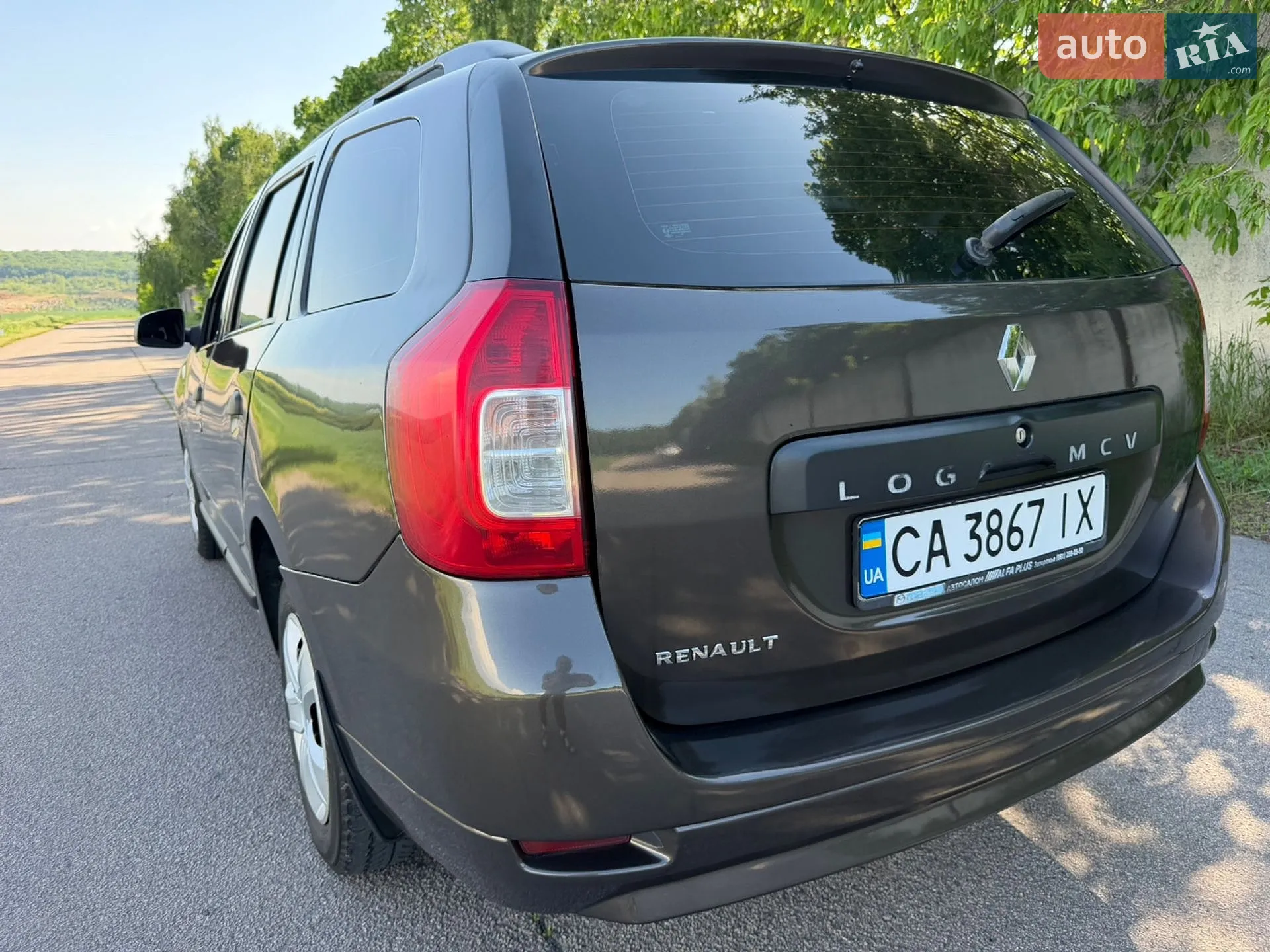 2016 Renault Logan - мініатюра 31