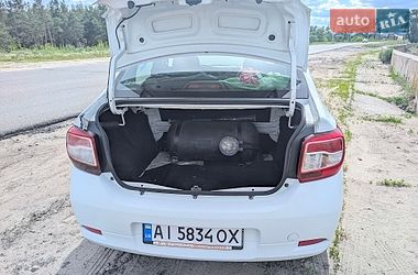 Седан Renault Logan 2013 в Вышгороде