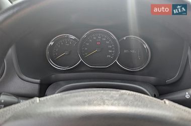 Седан Renault Logan 2013 в Вышгороде