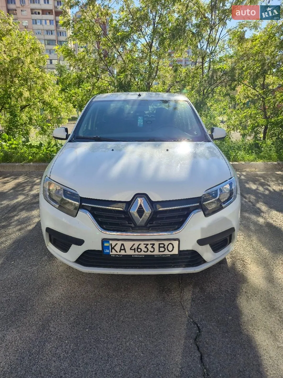 2020 Renault Logan - фото 1