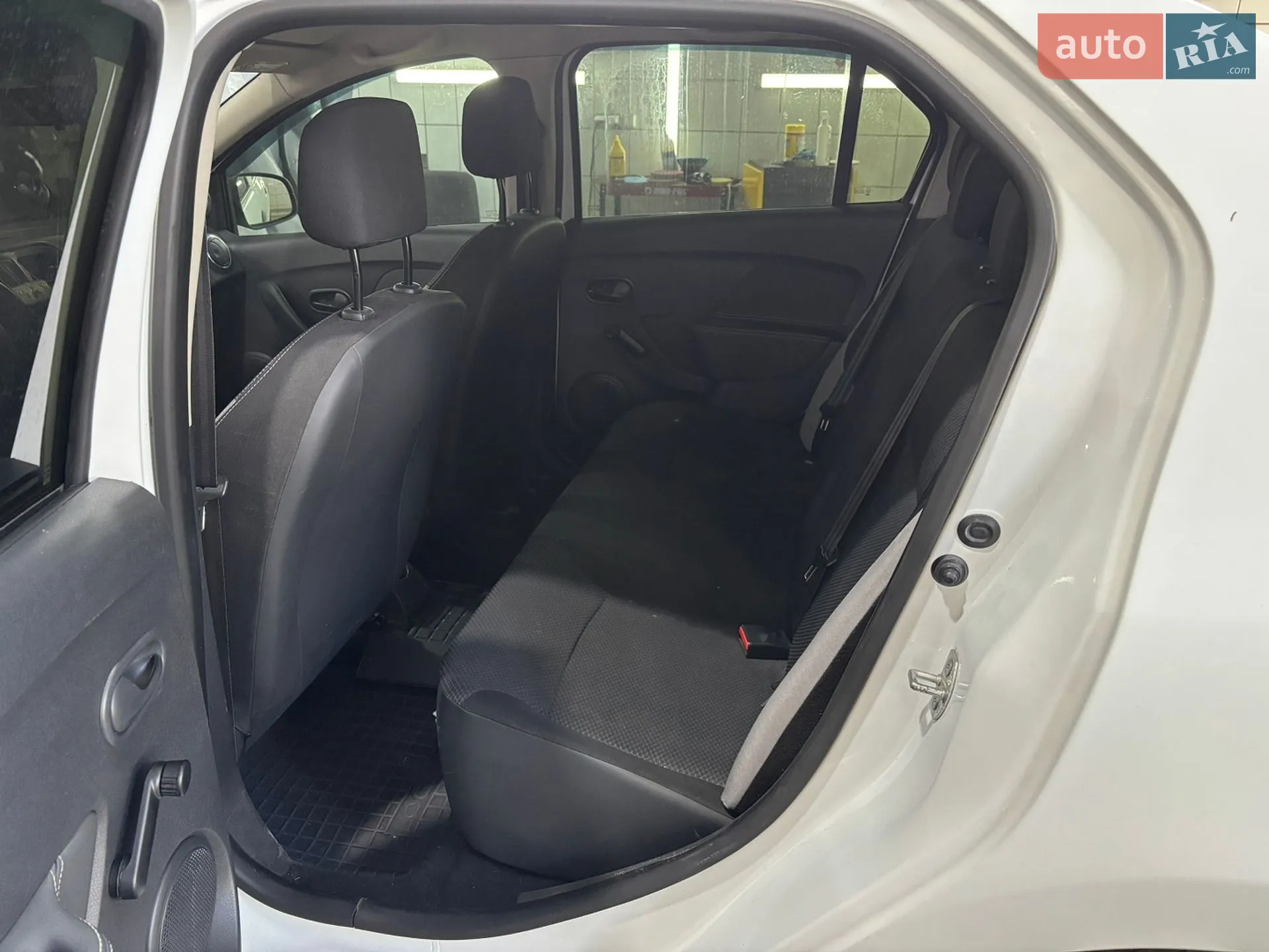 2013 Renault Logan - мініатюра 6