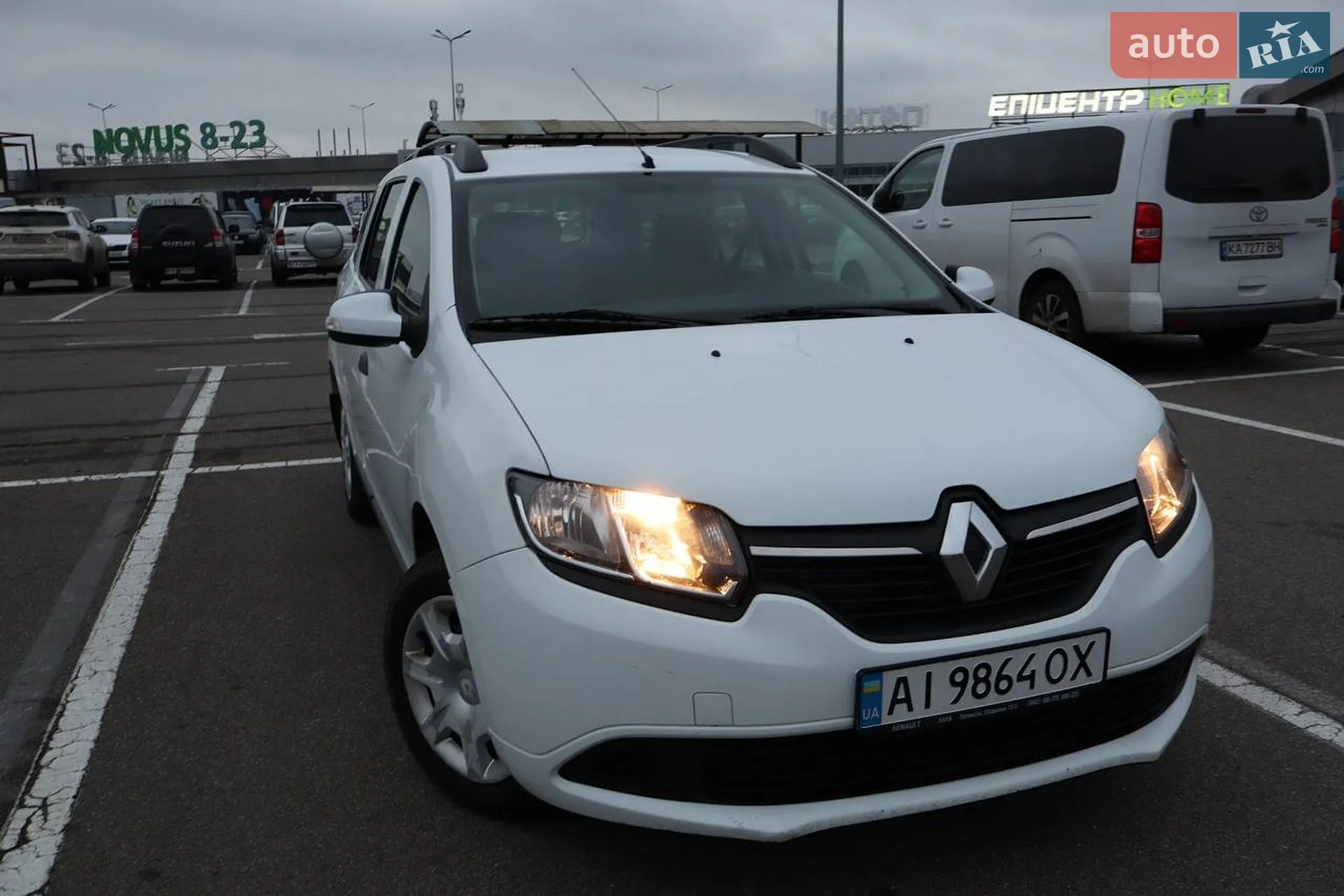2013 Renault Logan - мініатюра 9
