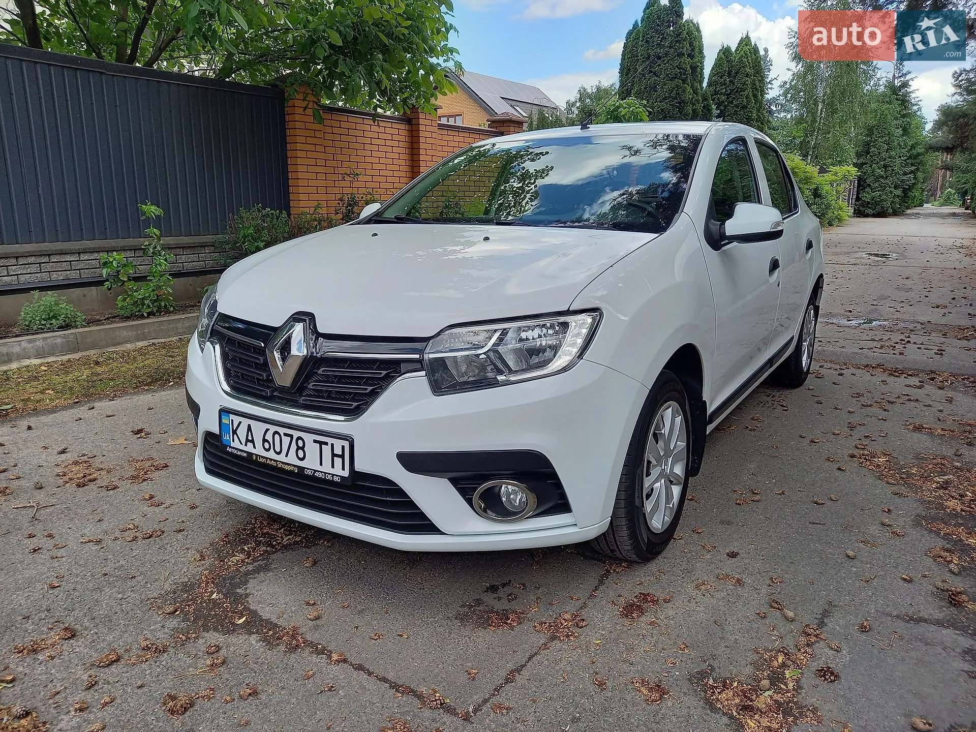 2021 Renault Logan - мініатюра 3