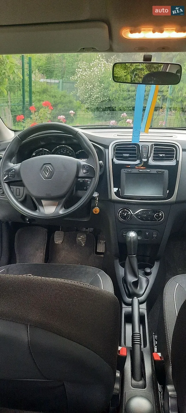 2013 Renault Logan - мініатюра 14