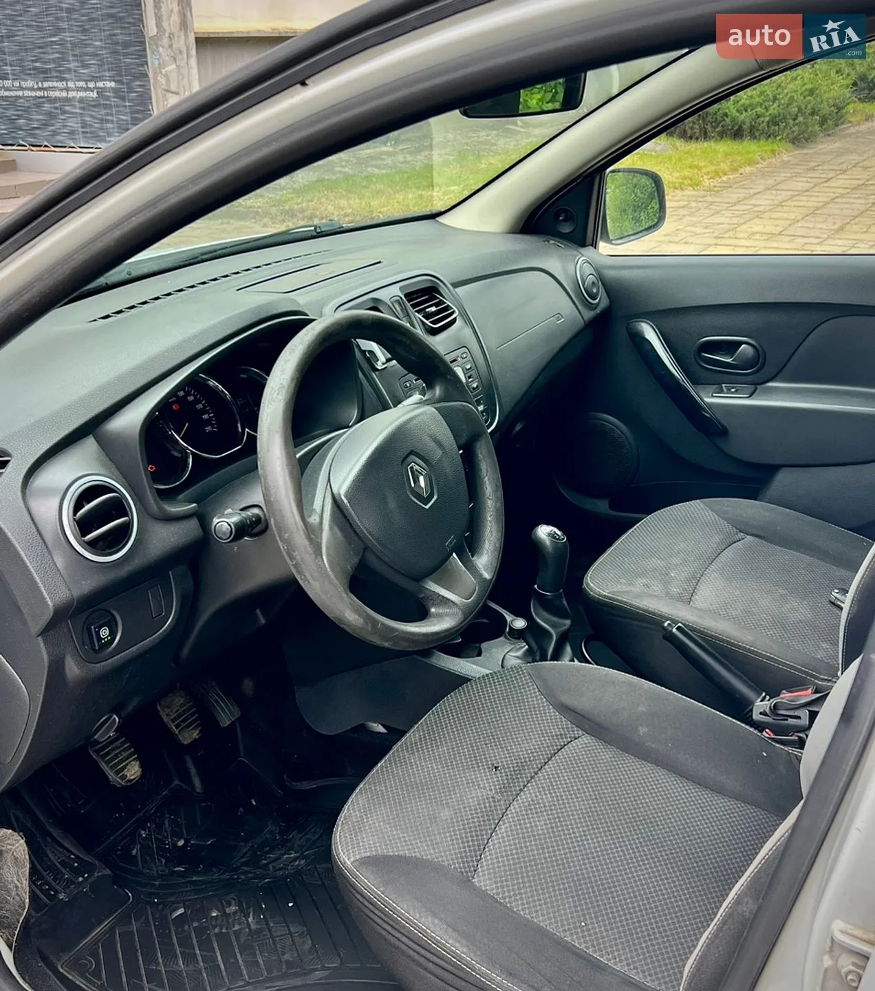 2013 Renault Logan - мініатюра 7