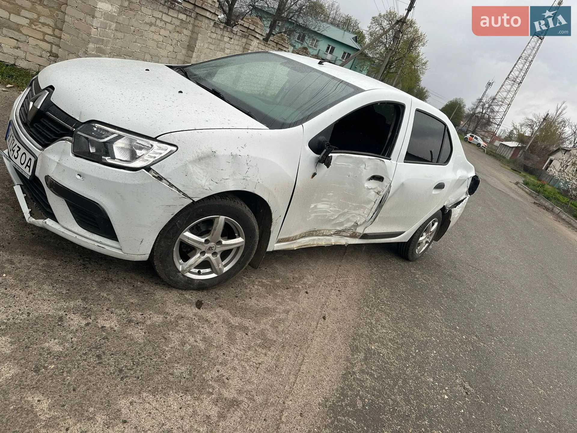 2020 Renault Logan - мініатюра 2