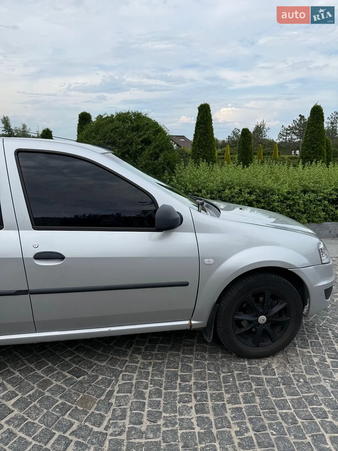 2012 Renault Logan - мініатюра 17