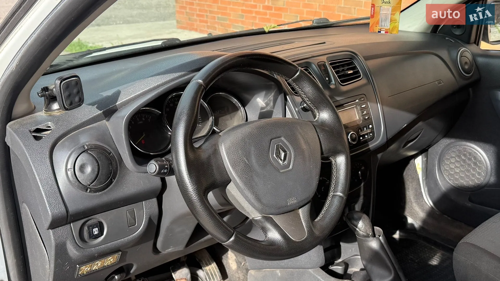 2013 Renault Logan - мініатюра 7