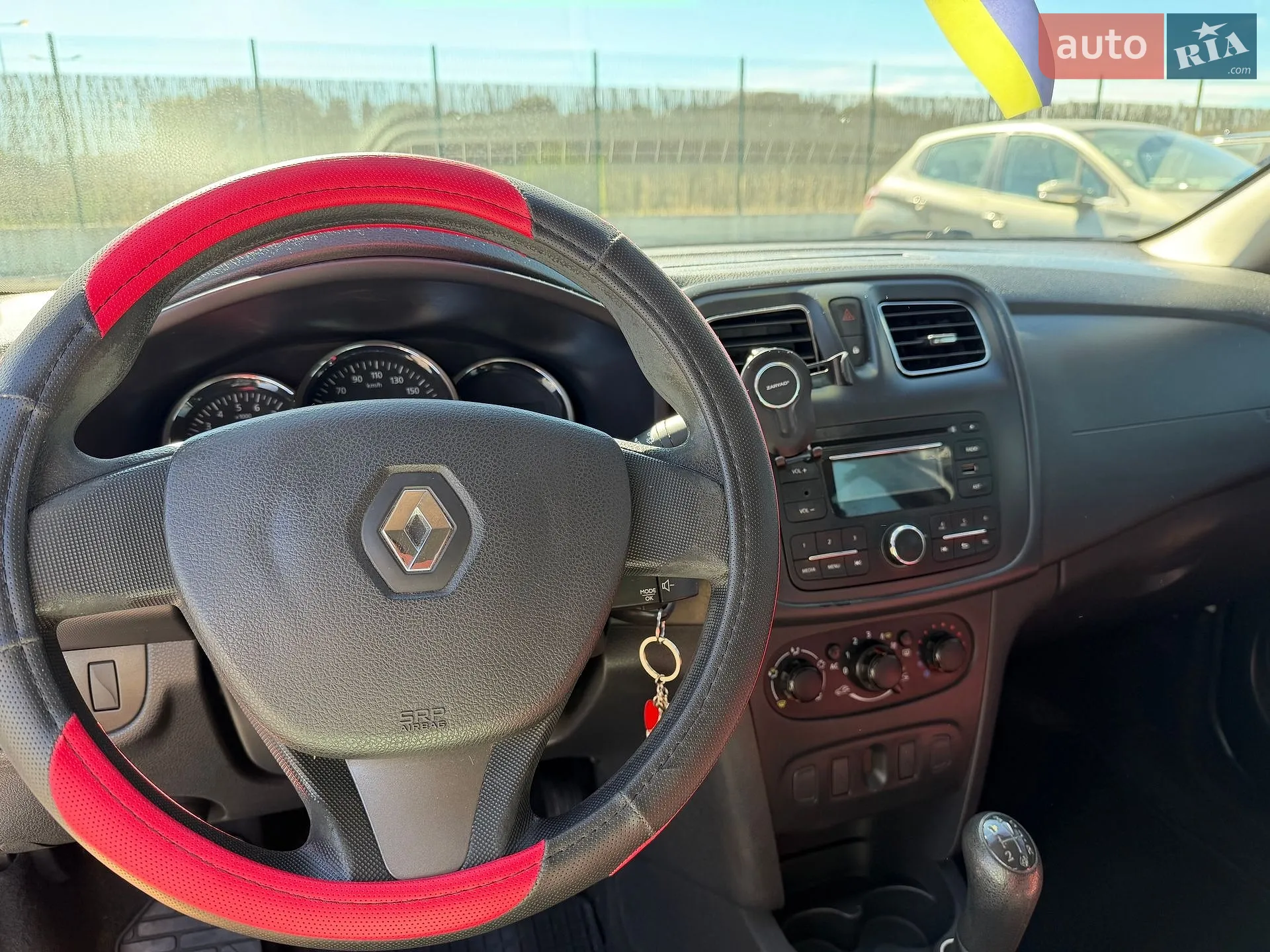 2013 Renault Logan - мініатюра 7