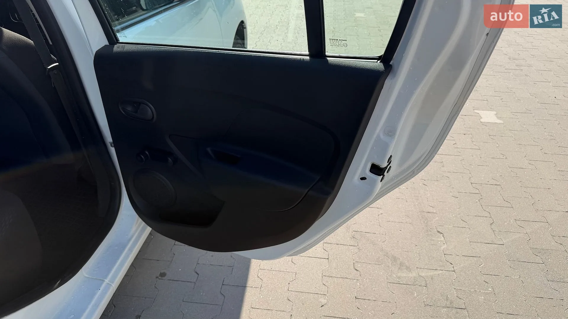 2021 Renault Logan - мініатюра 18