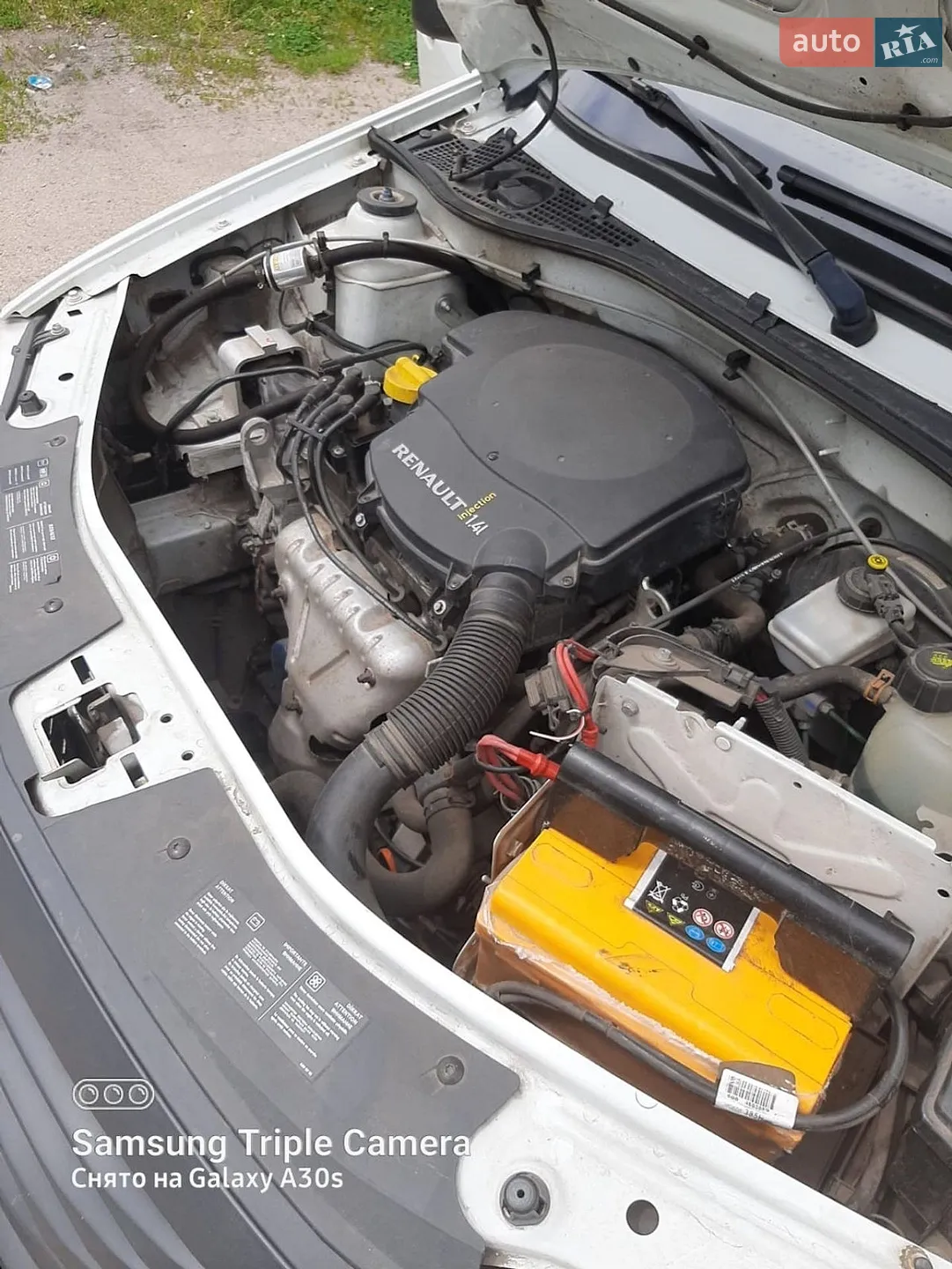2011 Renault Logan - мініатюра 12