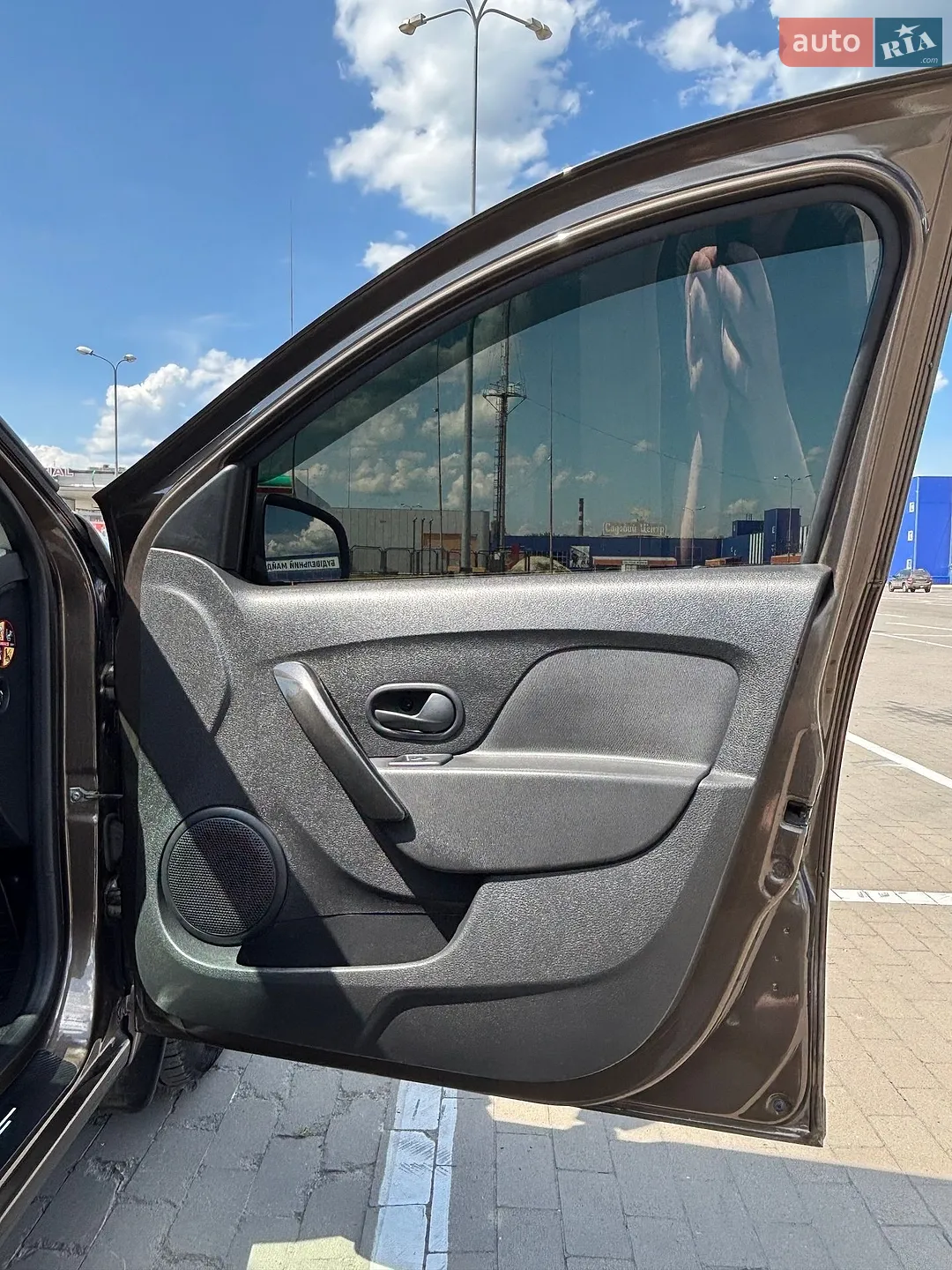 2021 Renault Logan - мініатюра 13