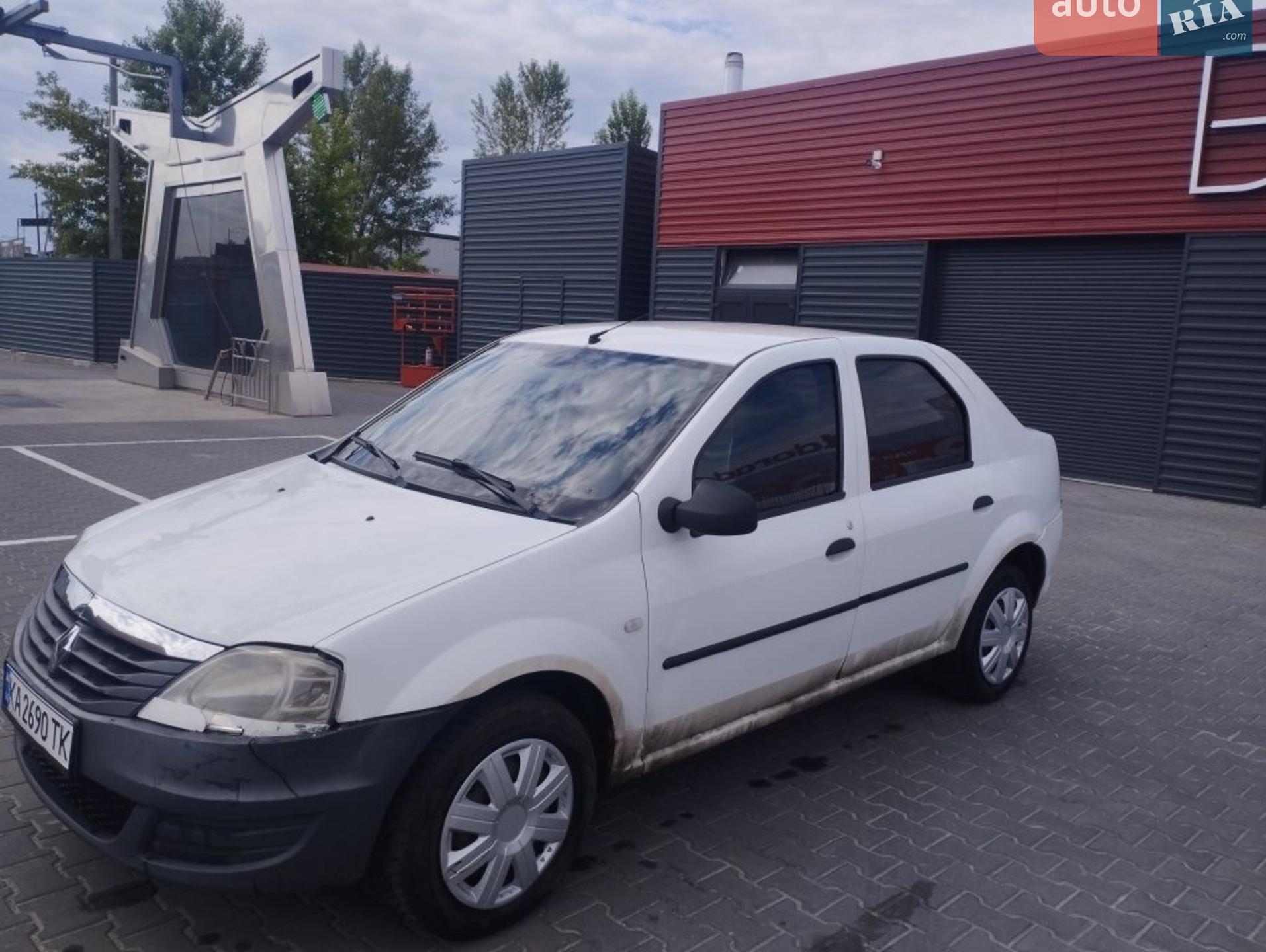 2012 Renault Logan - мініатюра 3