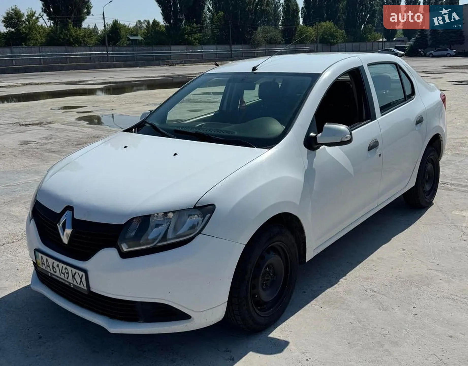 2015 Renault Logan - мініатюра 2