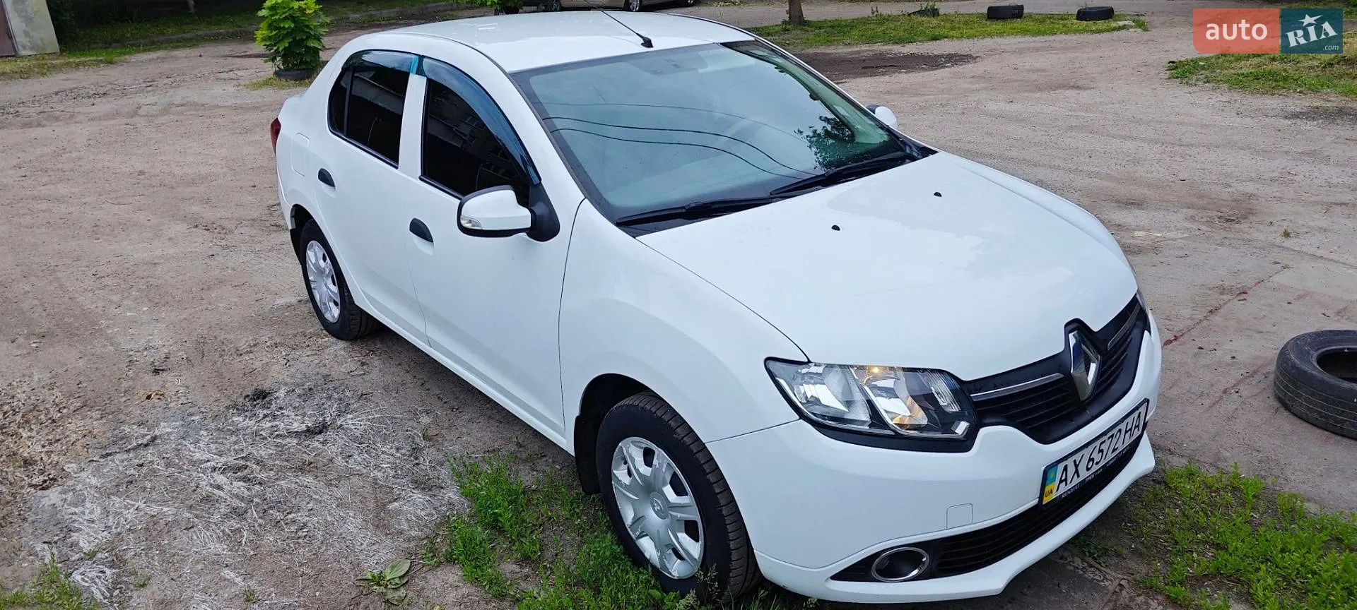 2013 Renault Logan - мініатюра 3