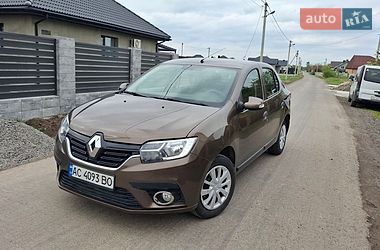 Седан Renault Logan 2017 в Луцке