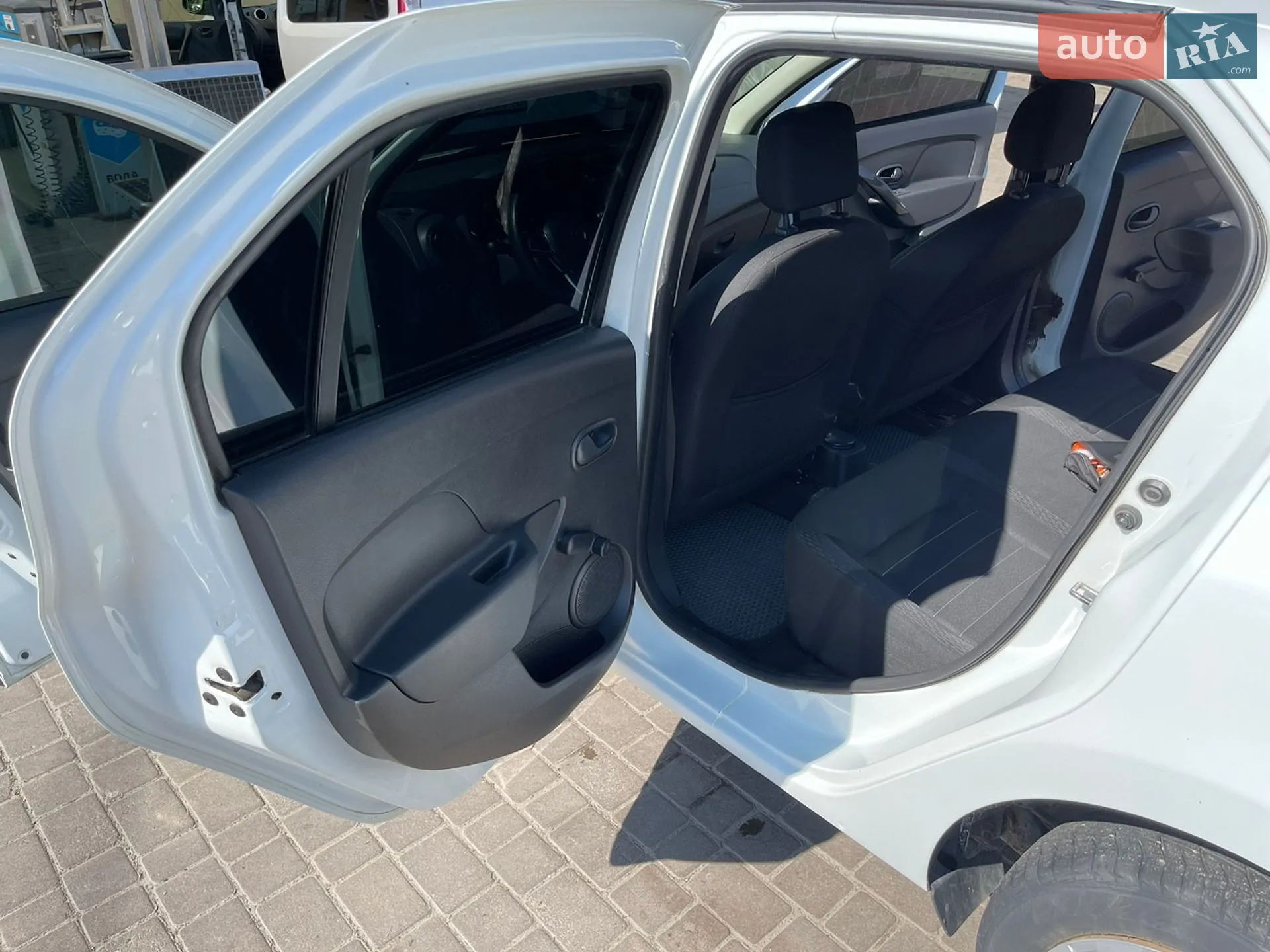 2020 Renault Logan - мініатюра 11