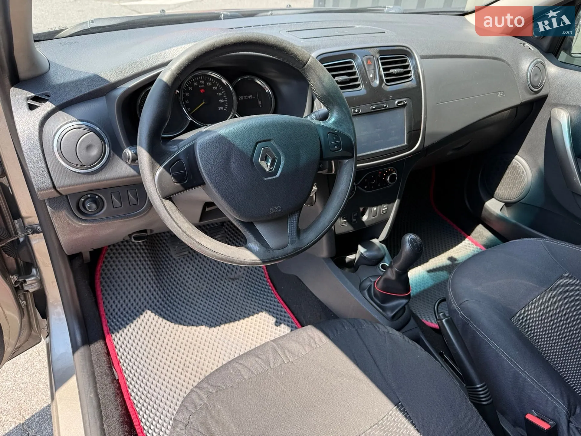 2013 Renault Logan - мініатюра 27