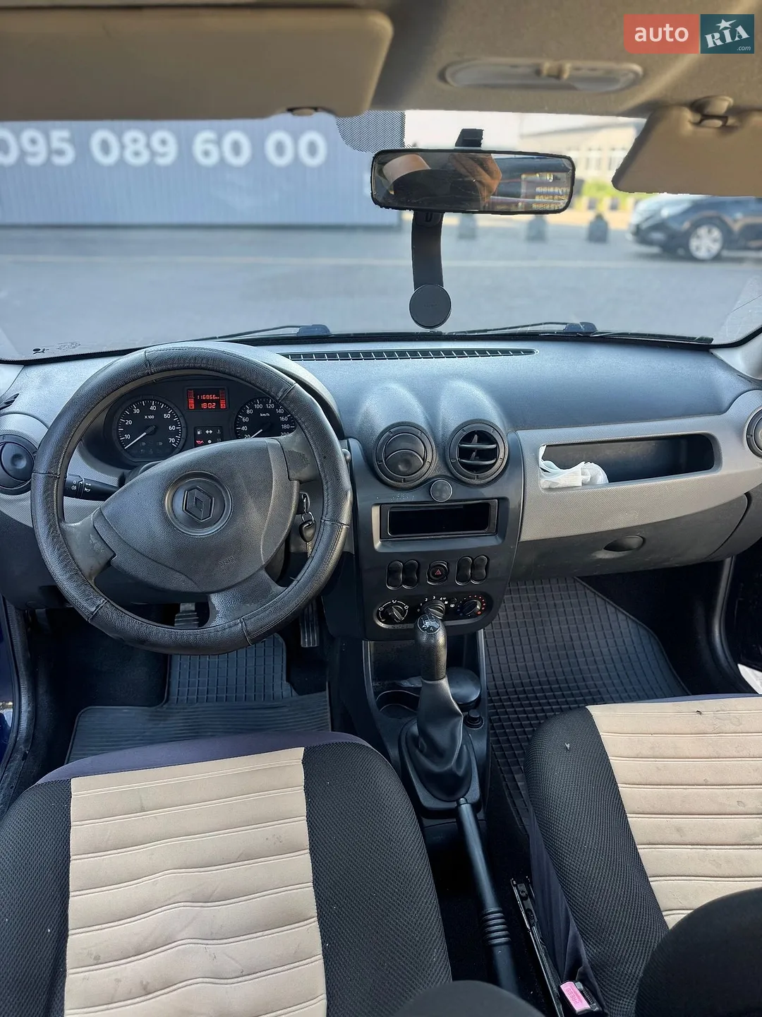 2012 Renault Logan - мініатюра 5