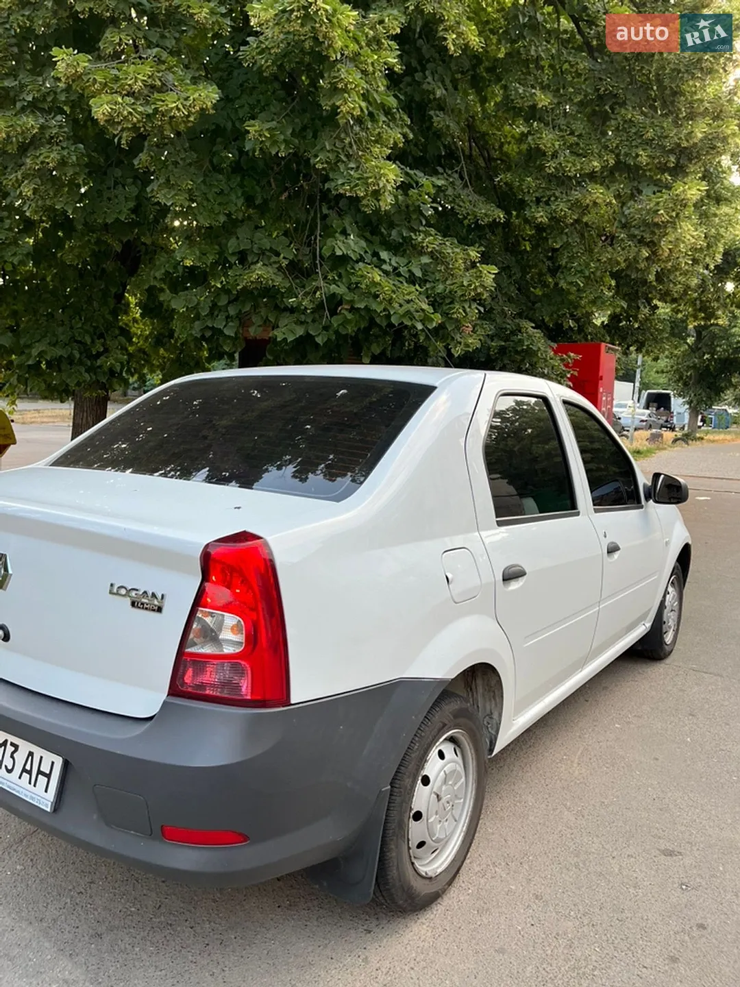 2012 Renault Logan - мініатюра 3