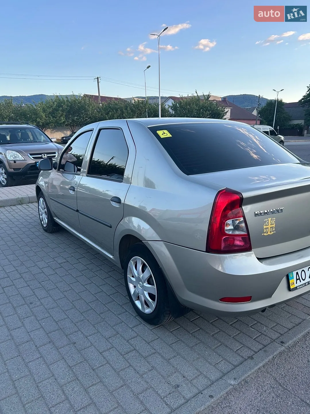 2010 Renault Logan - мініатюра 6