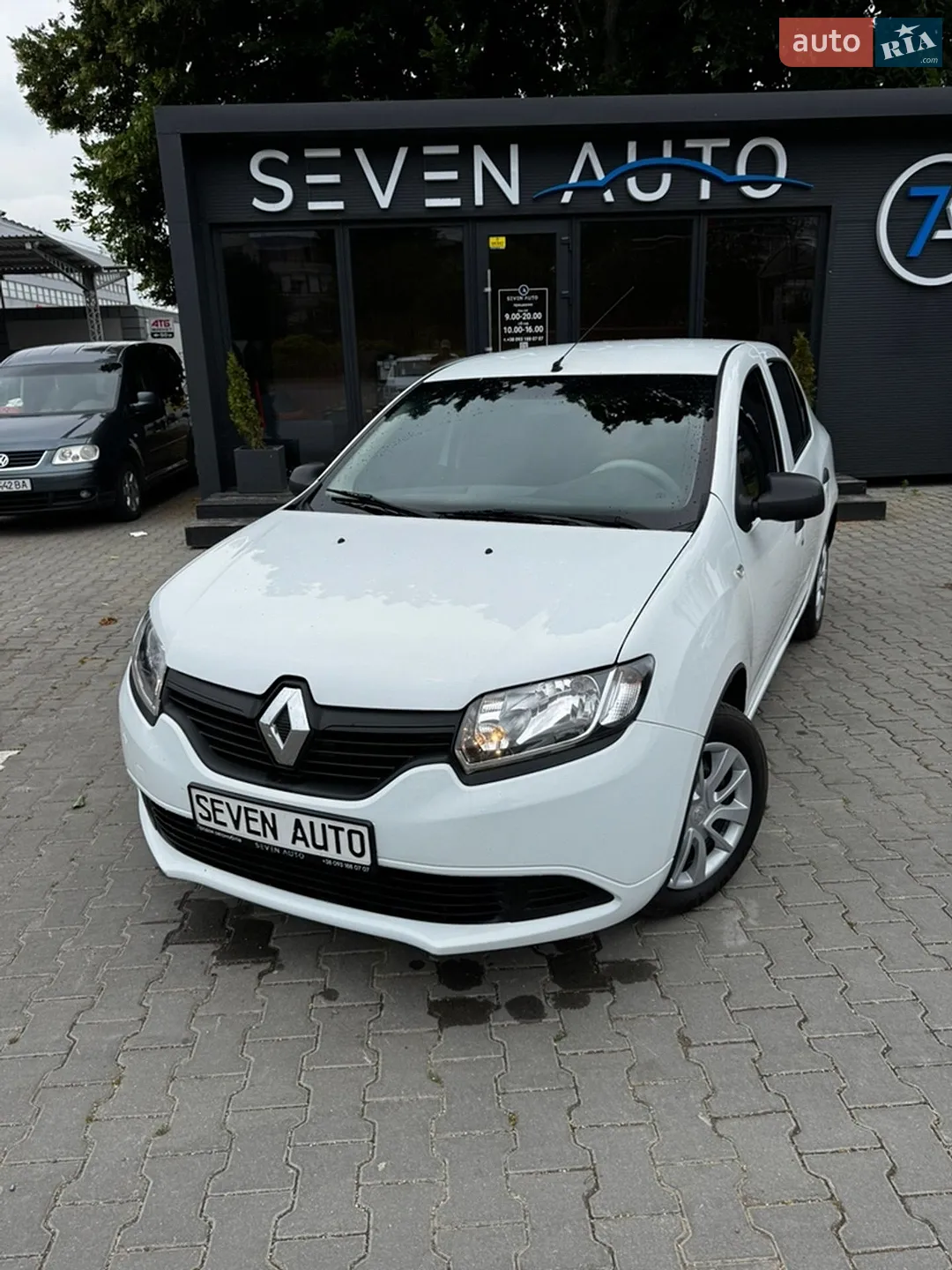 2014 Renault Logan - мініатюра 2