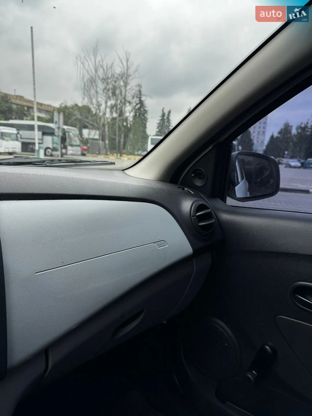 2014 Renault Logan - мініатюра 22