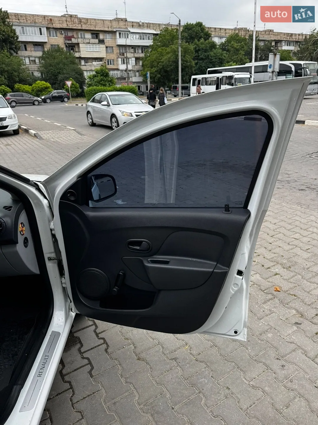 2014 Renault Logan - мініатюра 39
