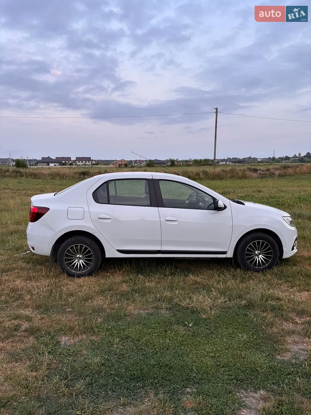 2019 Renault Logan - мініатюра 7